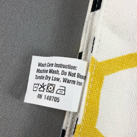 The Spring Shop Table Runners - Picture 5 of 5